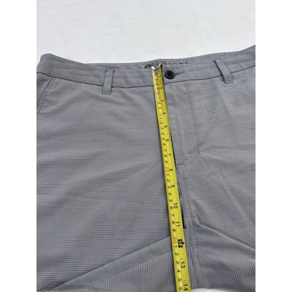 Vuori Mens Aim Pebble Short Size 34 Gray Micro Stripe V399 Golf